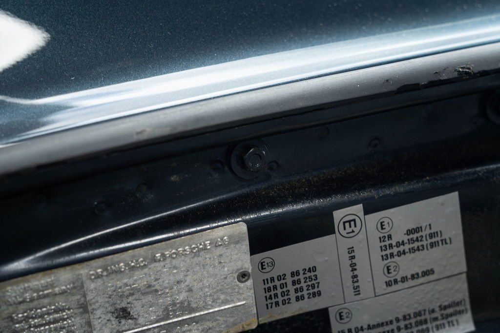 Porsche 911 Carrera 3.2