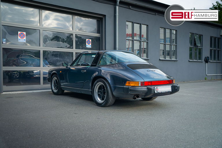 Porsche 911 Carrera 3.2