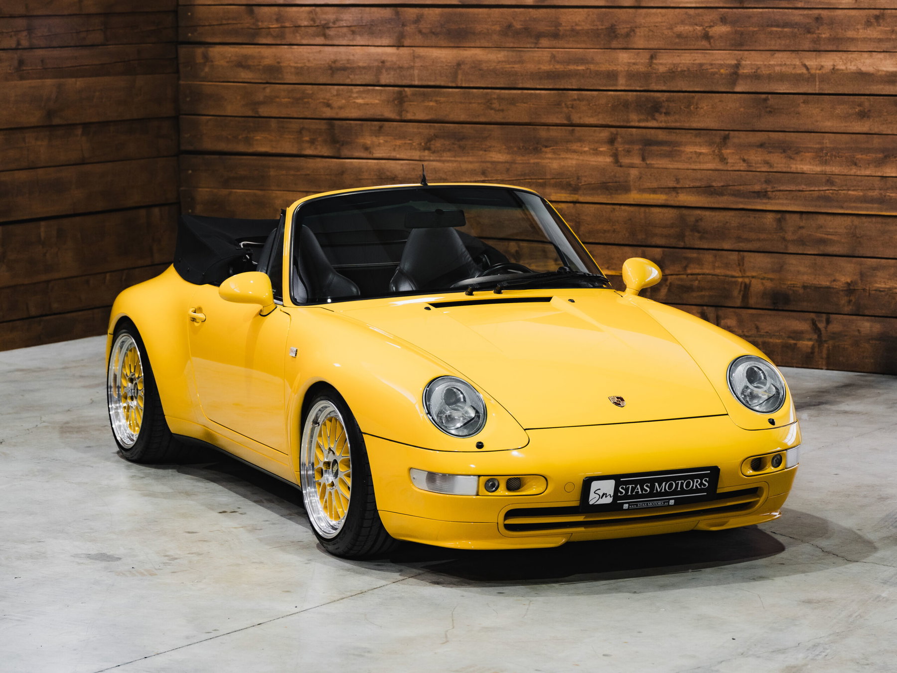 Porsche 993 Carrera 1996 - elferspot.com - Marketplace for Porsche