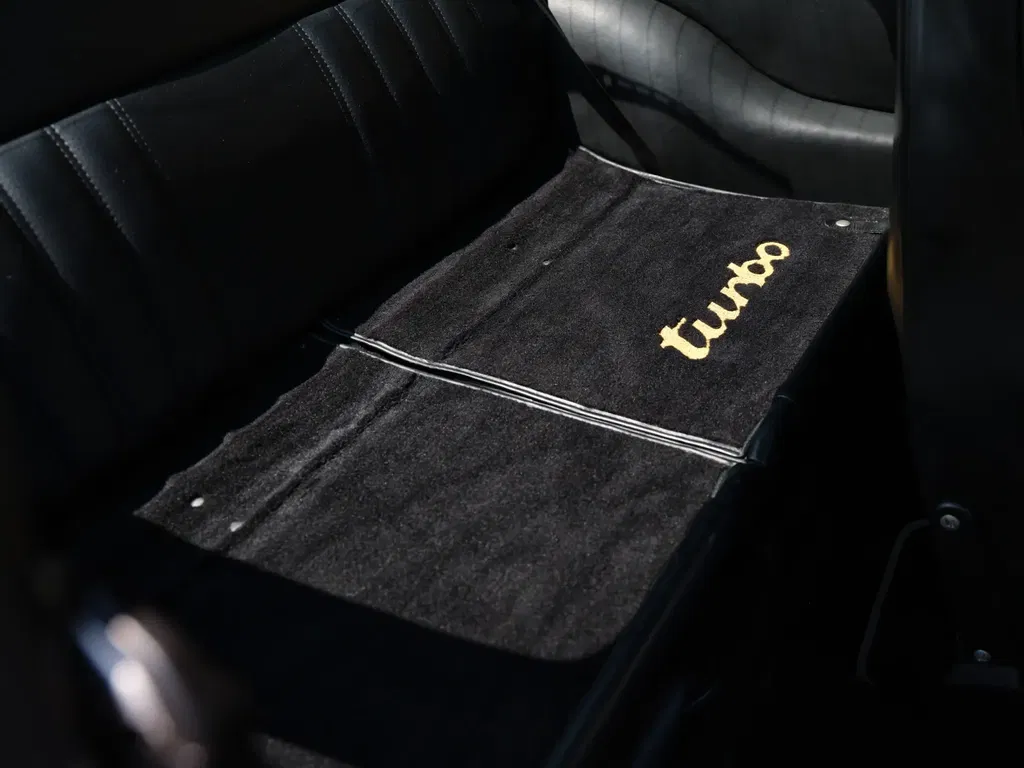 Porsche 911 Turbo 3.3