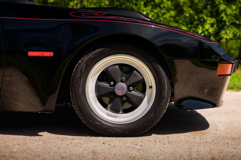 Porsche 924 Carrera GT