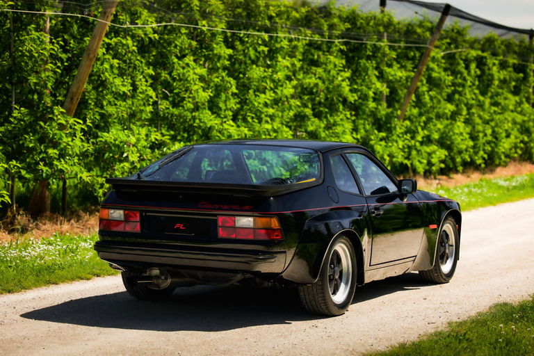Porsche 924 Carrera GT