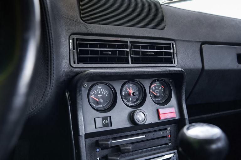 Porsche 924 Carrera GT