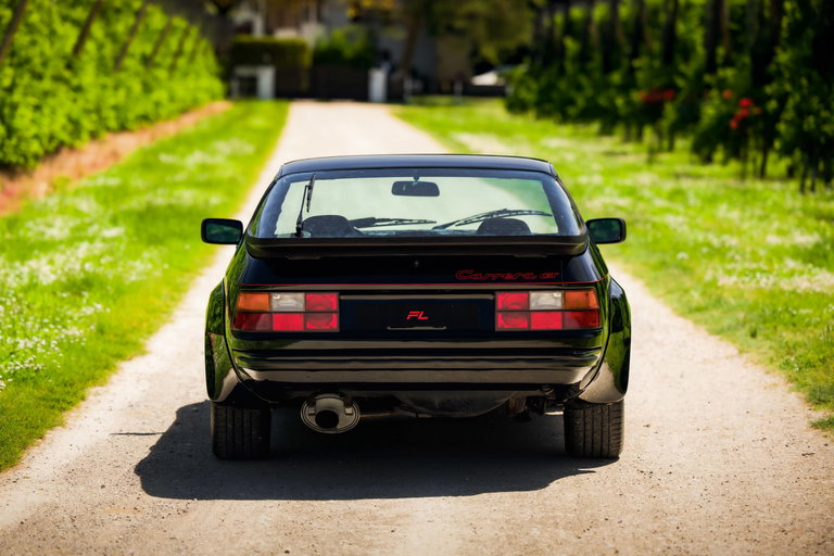 Porsche 924 Carrera GT