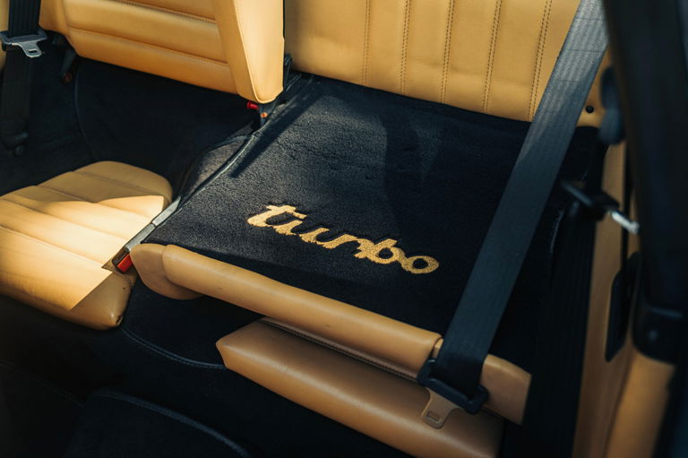 Porsche 911 Turbo Flachbau