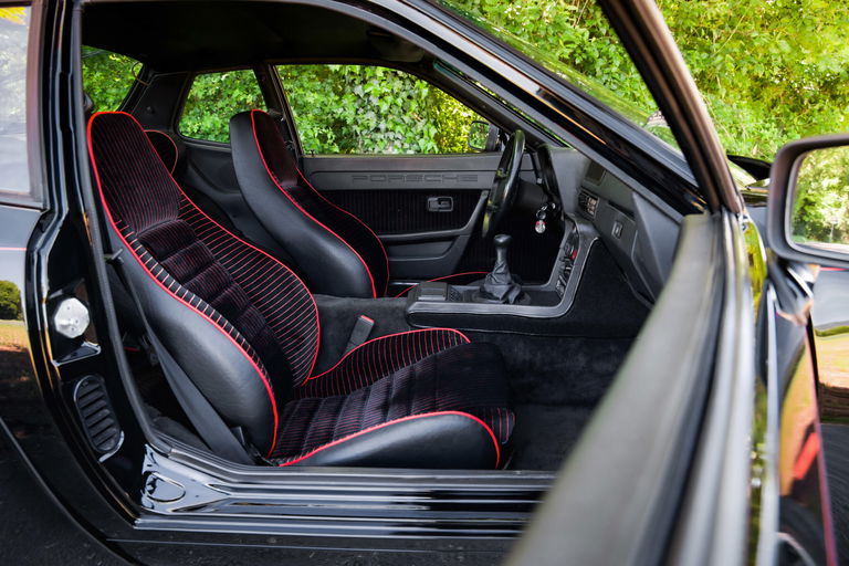 Porsche 924 Carrera GT