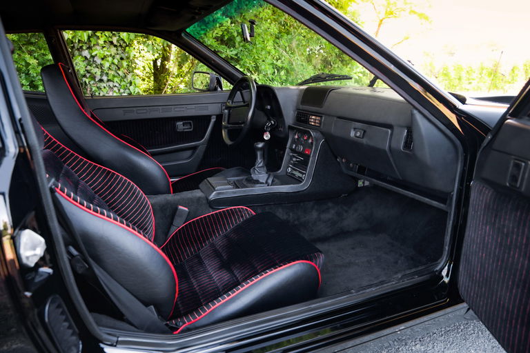 Porsche 924 Carrera GT