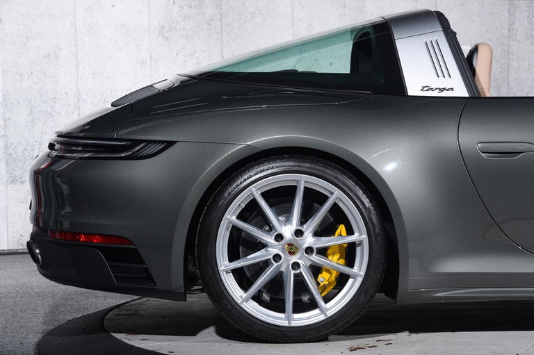 Porsche 992 Targa 4 GTS