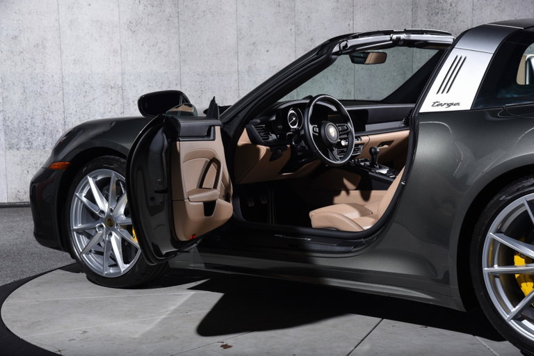 Porsche 992 Targa 4 GTS