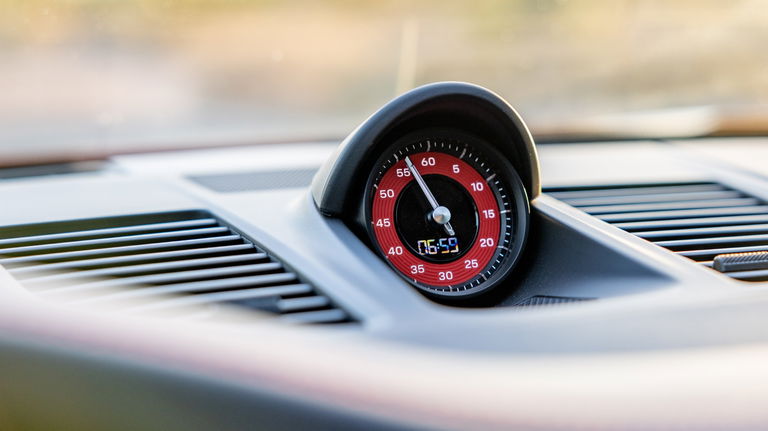 Porsche 992 Carrera GTS