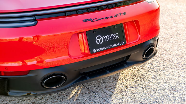 Porsche 992 Carrera GTS