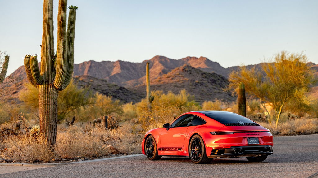 Porsche 992 Carrera GTS