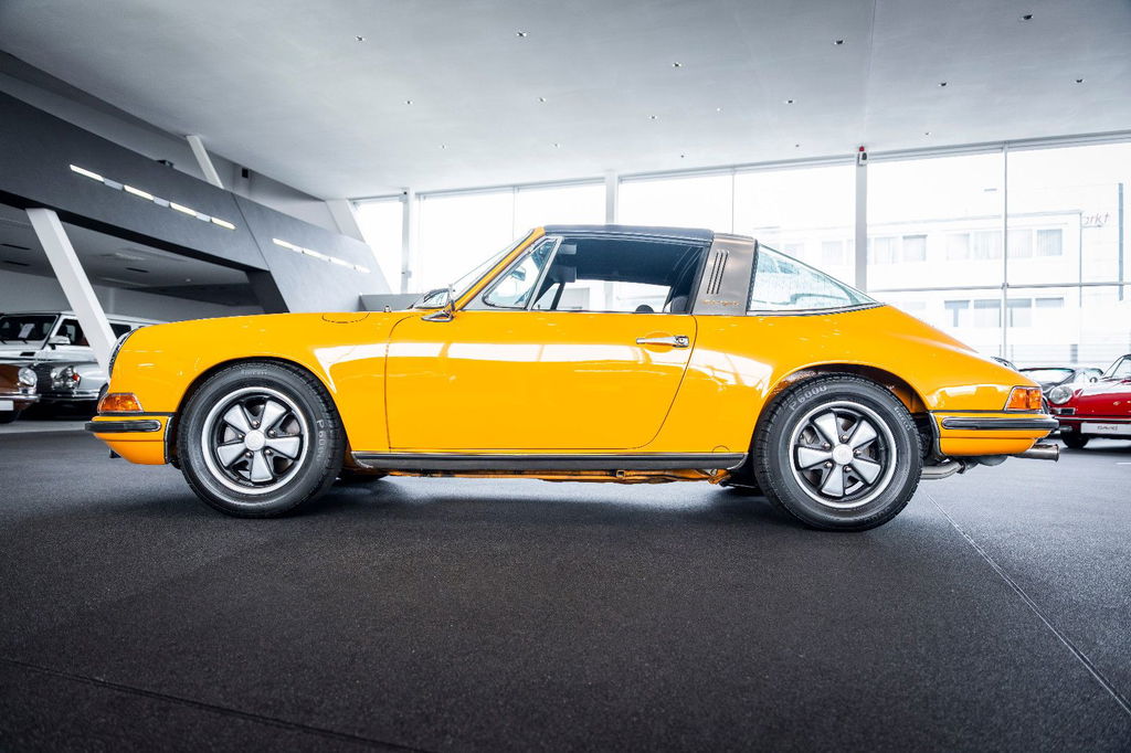 Porsche 911 S (F-Modell)