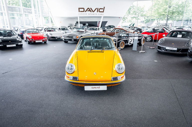 Porsche 911 S (F-Modell)