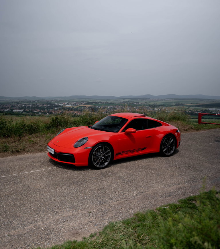 Porsche 992 Carrera 4S