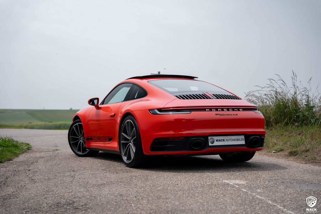 Porsche 992 Carrera 4S