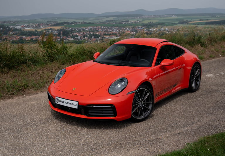Porsche 992 Carrera 4S