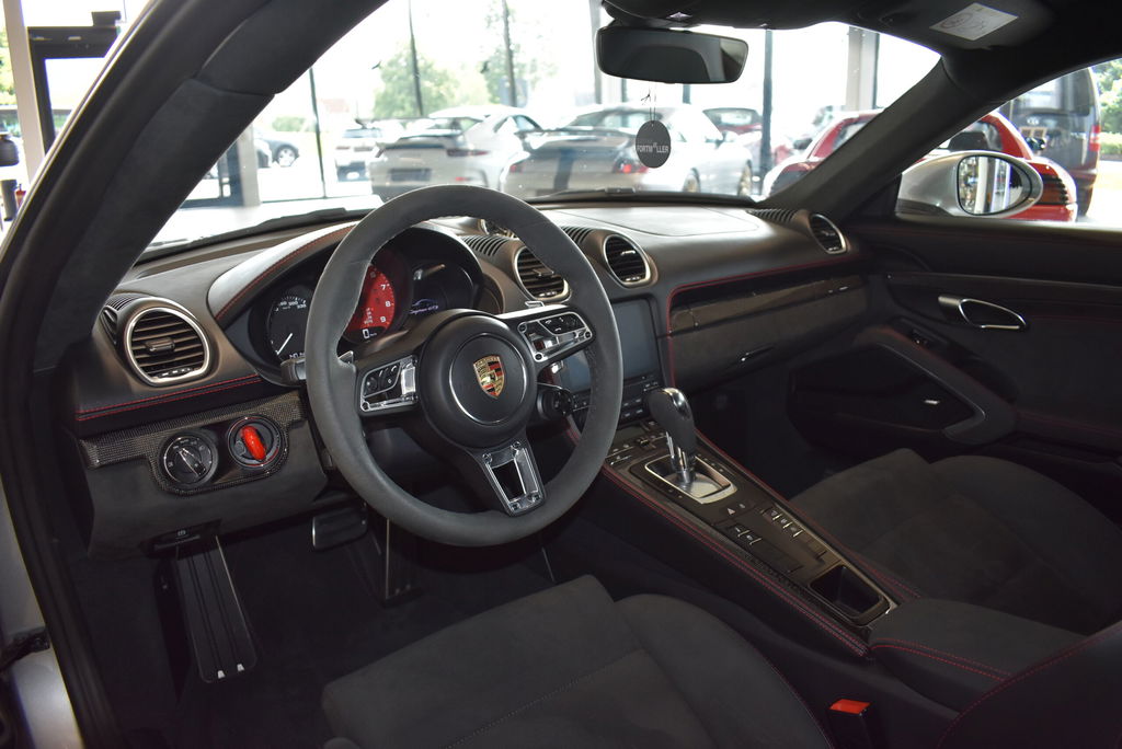 Porsche 718 Cayman GTS 4.0