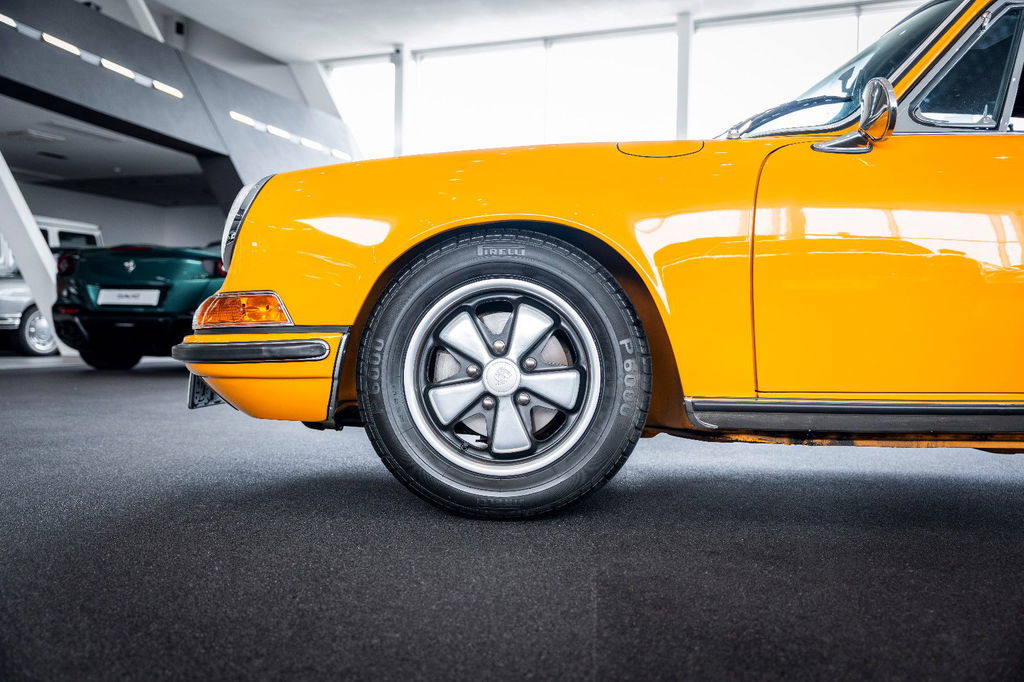 Porsche 911 S (F-Modell)