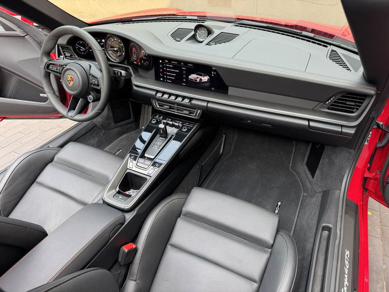 Porsche 992 Targa 4 GTS