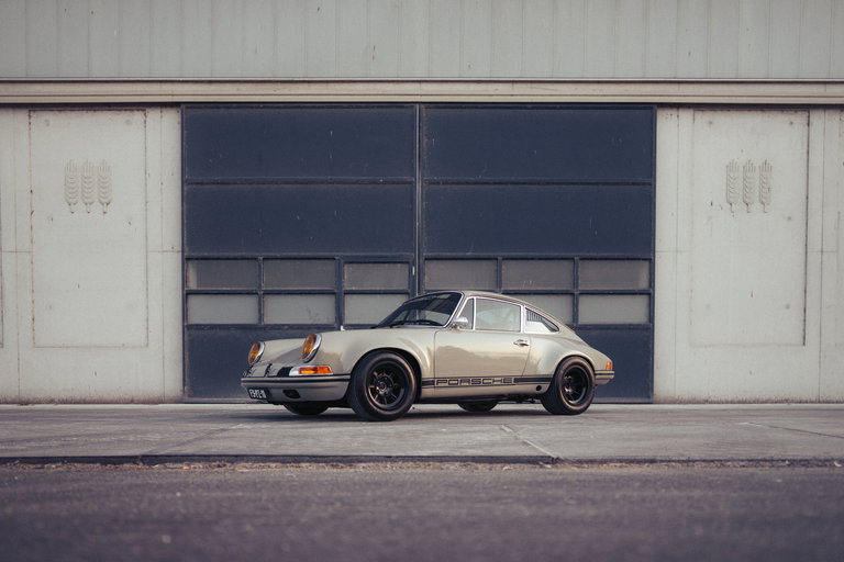 Porsche 911 Backdate