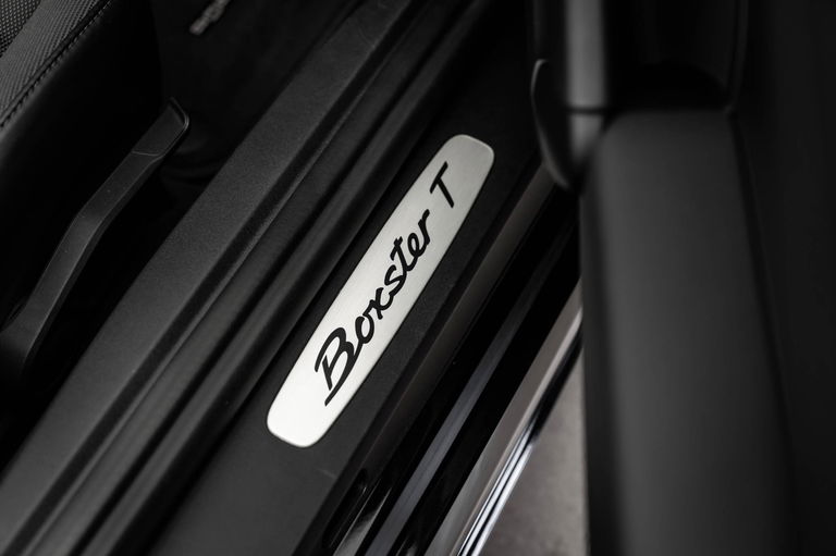 Porsche 718 Boxster T