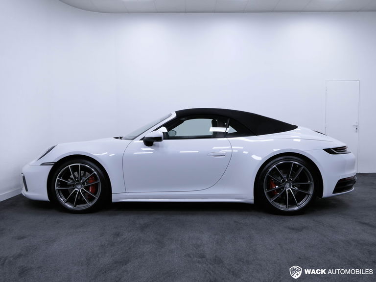 Porsche 992 Carrera 4S