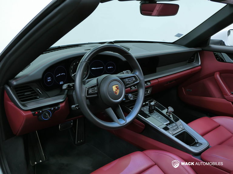 Porsche 992 Carrera 4S