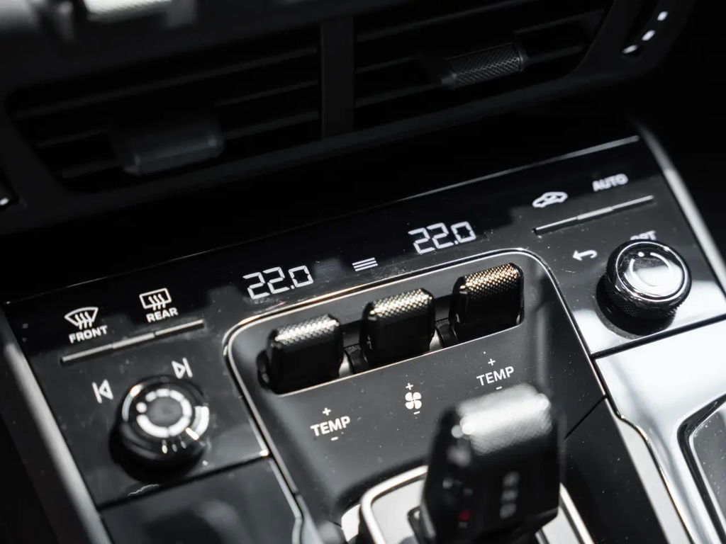 Porsche 992.2 Carrera