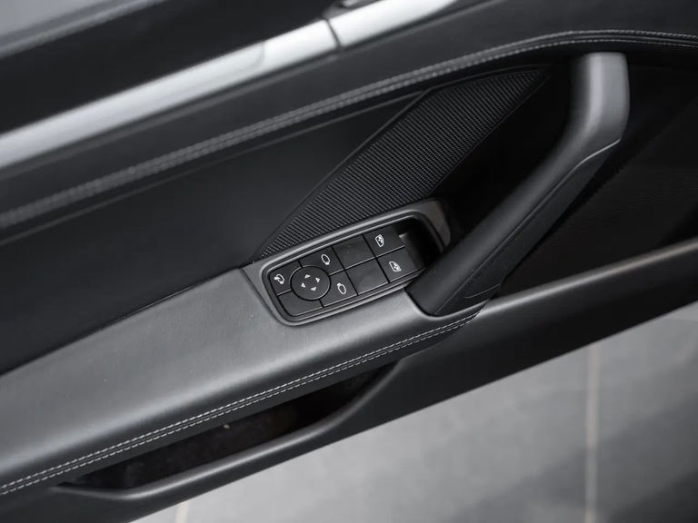 Porsche 992.2 Carrera