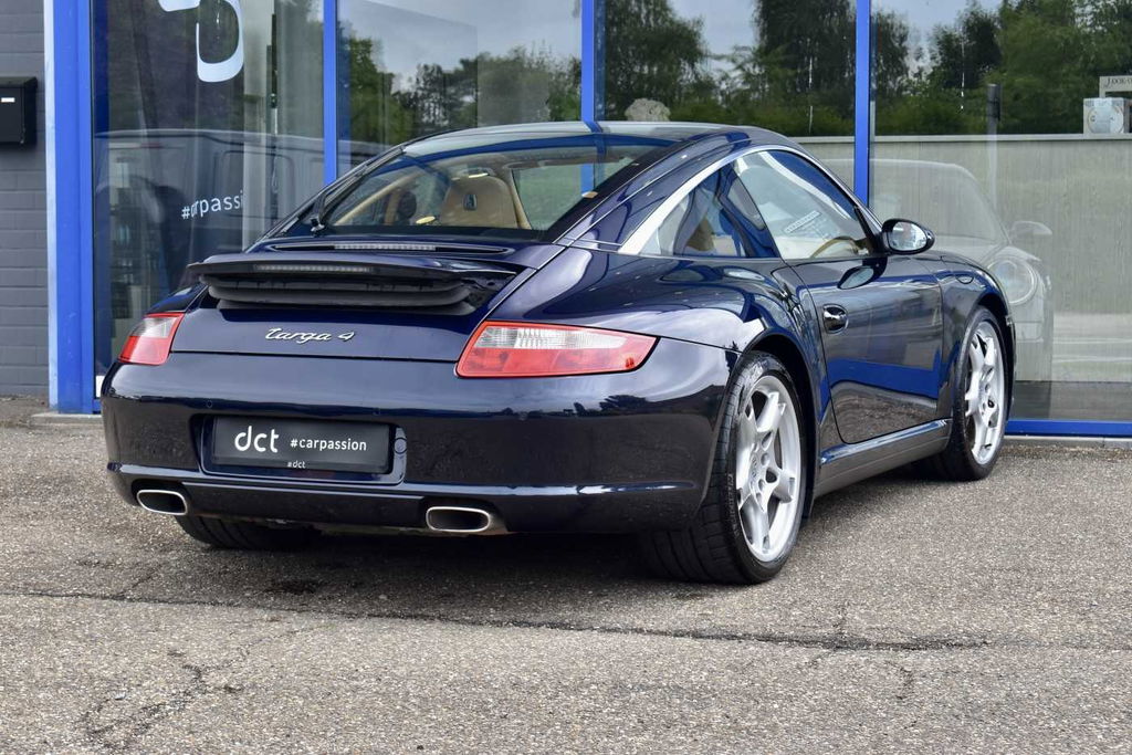 Porsche 997 Carrera 4