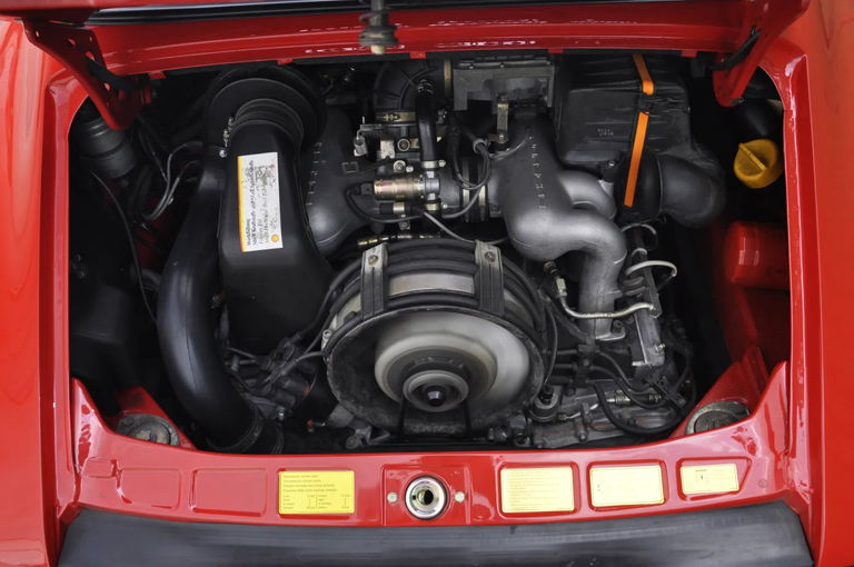 Porsche 911 Carrera 3.2 (KAT)