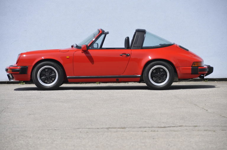 Porsche 911 Carrera 3.2 (KAT)