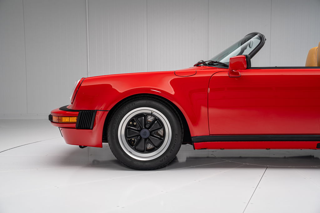 Porsche 911 Carrera 3.2 Speedster (US)