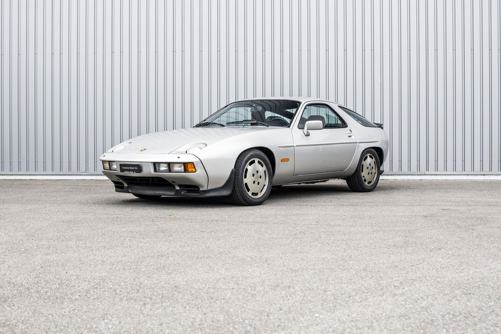 Porsche 928 S