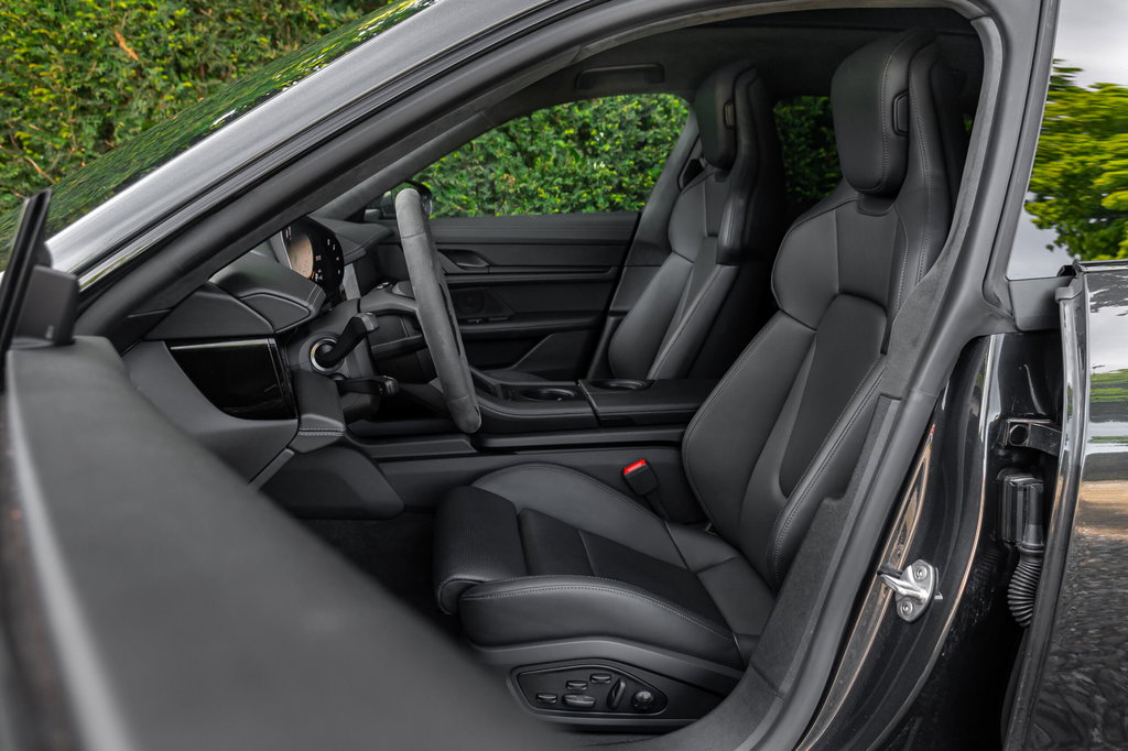 Porsche Taycan GTS Sport Turismo