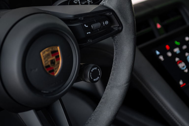 Porsche Taycan GTS Sport Turismo