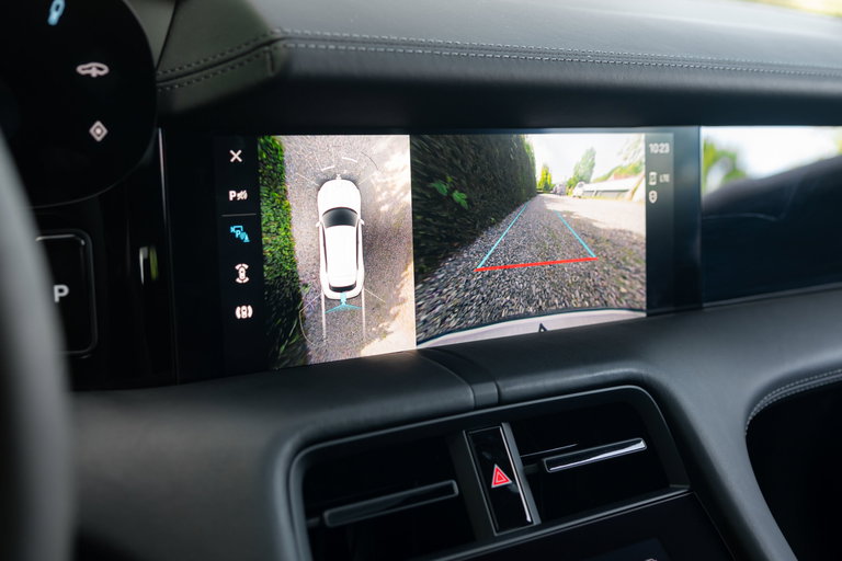 Porsche Taycan GTS Sport Turismo