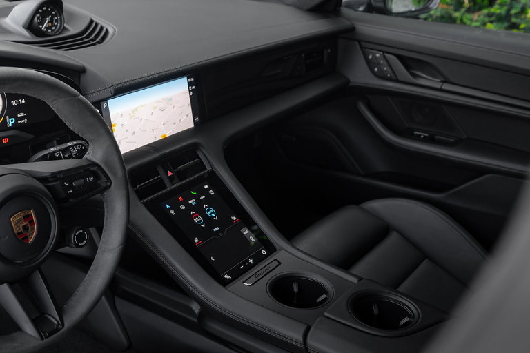 Porsche Taycan GTS Sport Turismo