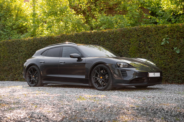 Porsche Taycan GTS Sport Turismo