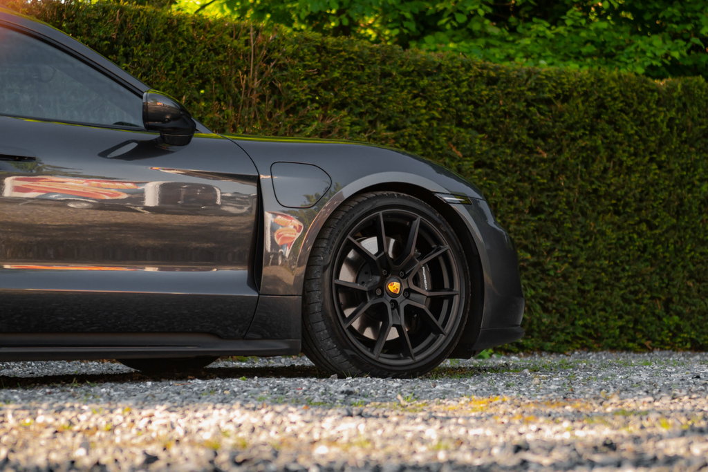 Porsche Taycan GTS Sport Turismo