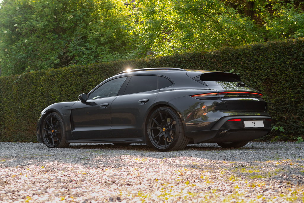 Porsche Taycan GTS Sport Turismo