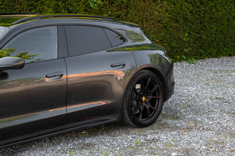 Porsche Taycan GTS Sport Turismo