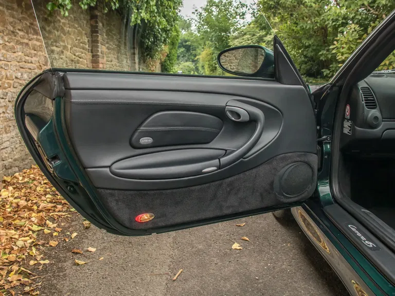 Porsche 996 Carrera 4S