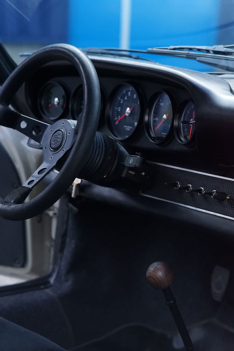 Porsche 911 Backdate