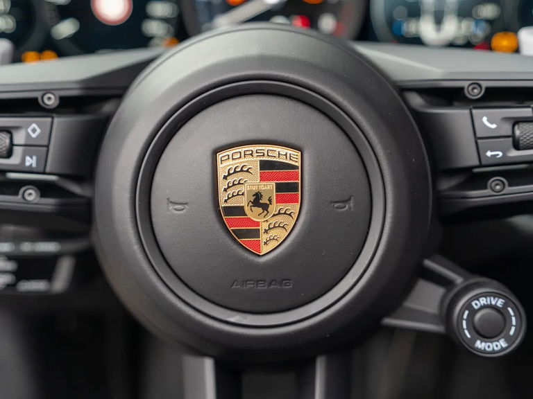 Porsche 992 Carrera 4S