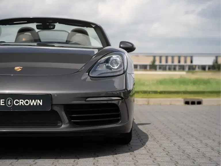 Porsche 718 Boxster