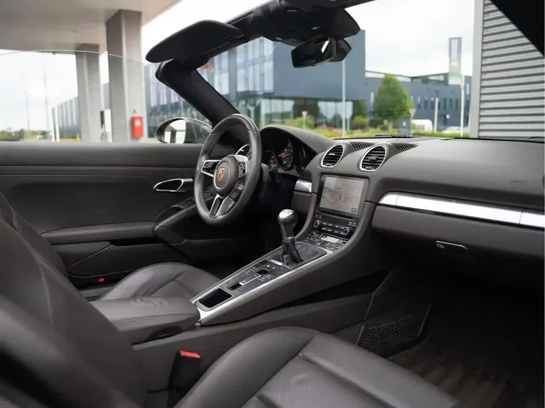 Porsche 718 Boxster