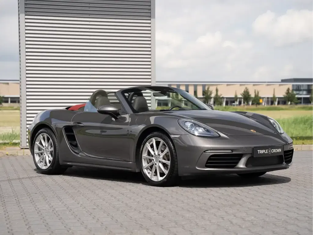 Porsche 718 Boxster