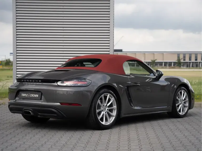 Porsche 718 Boxster
